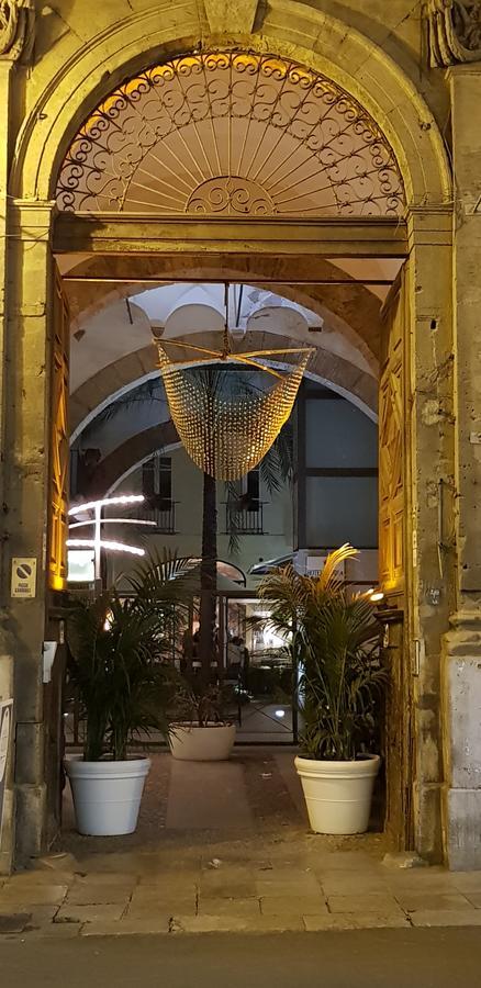 Hotel Regina Palermo Exterior photo